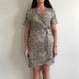 Aritzia Babaton Wrap Dress